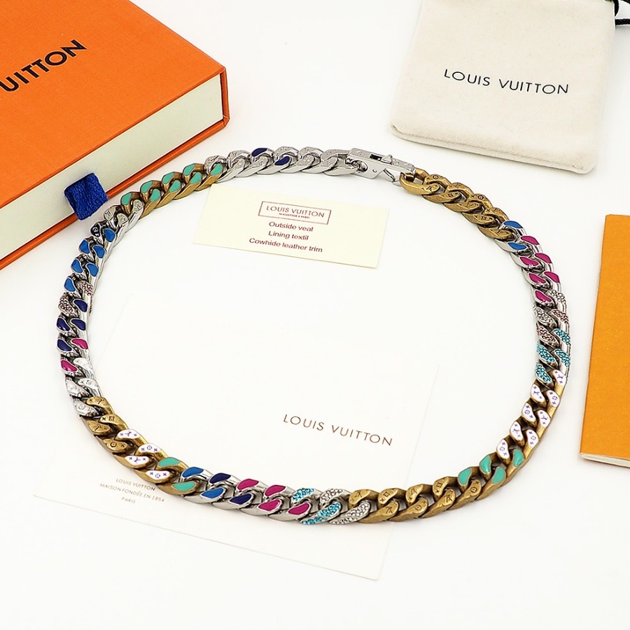 Necklaces, Louis Vuitton LV