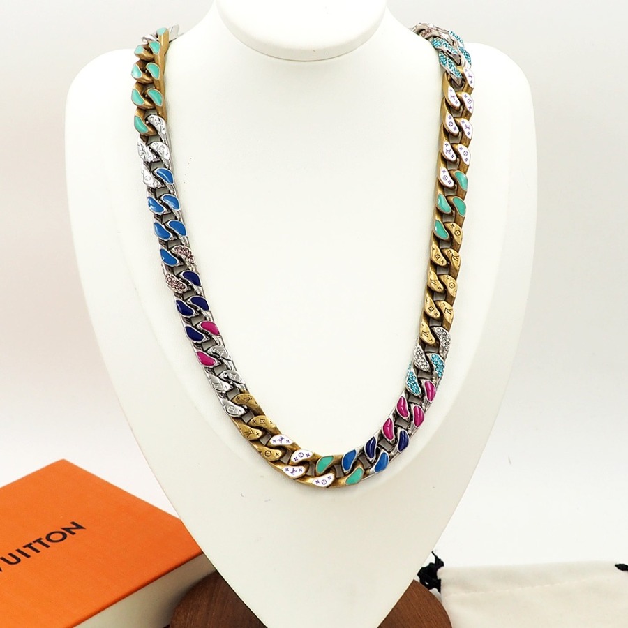 Necklaces, Louis Vuitton LV