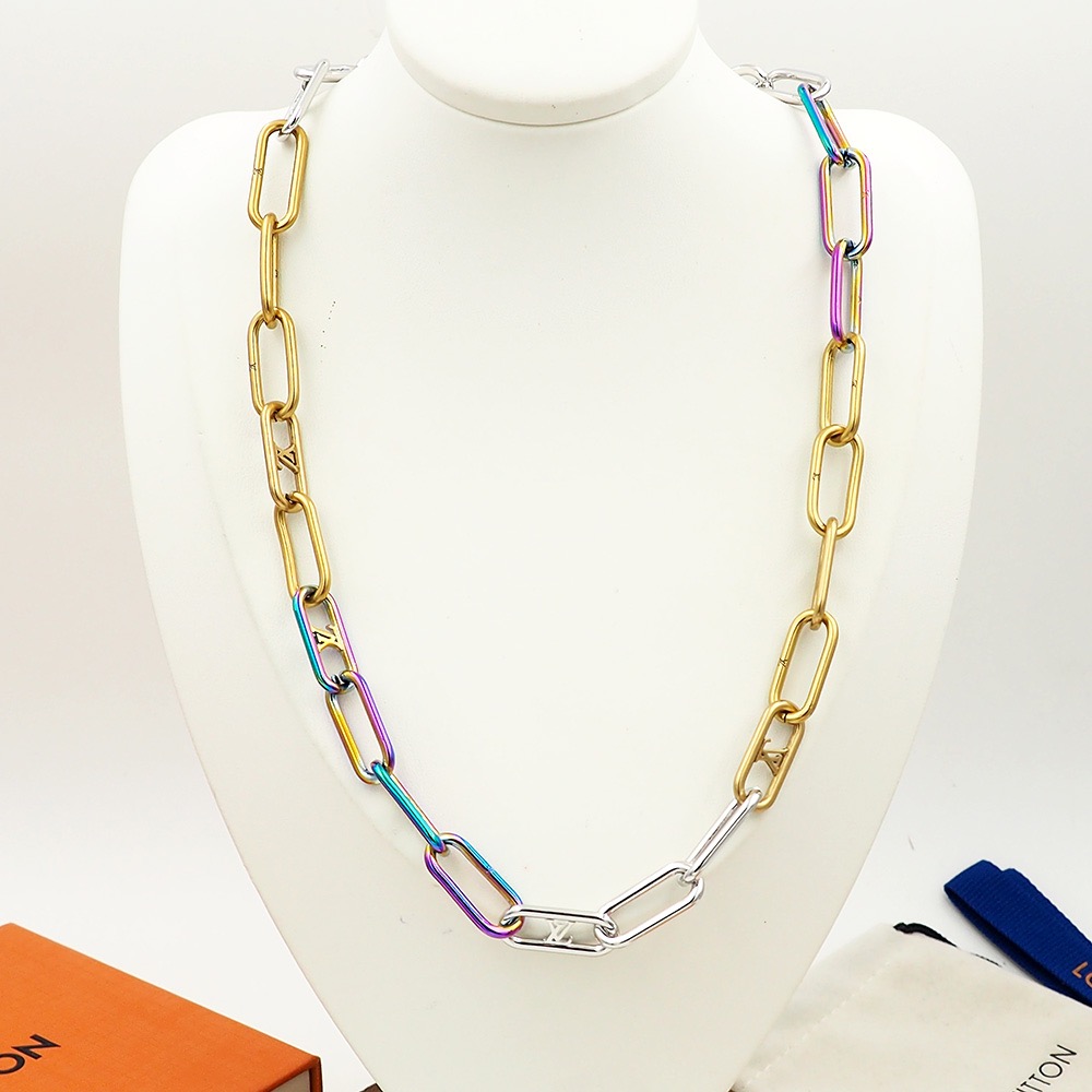 Necklaces, Louis Vuitton LV