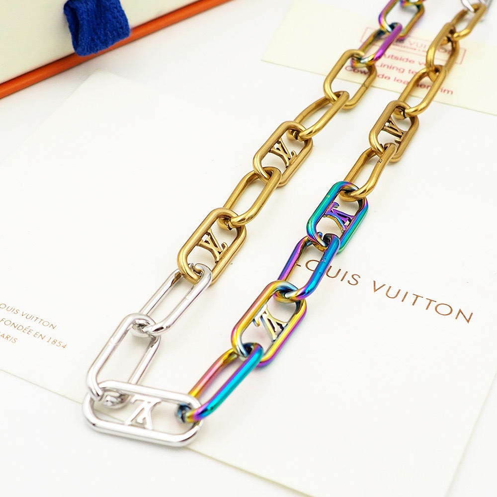 Necklaces, Louis Vuitton LV