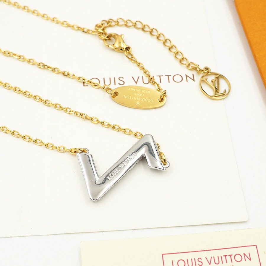 Necklaces and Pendants, Louis Vuitton LV