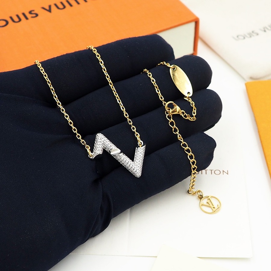 Necklaces and Pendants, Louis Vuitton LV