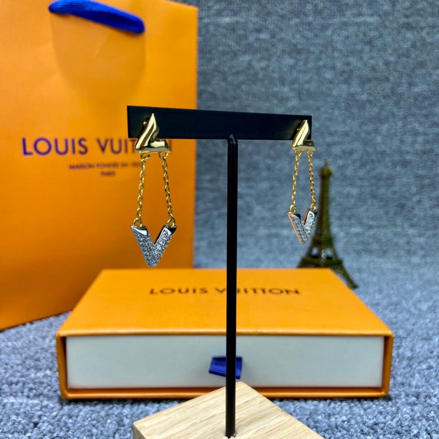 Earrings & Ear Stud, Louis Vuitton LV