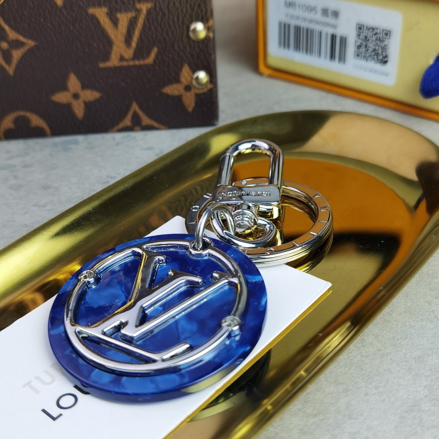 Louis Vuitton LV, key chain