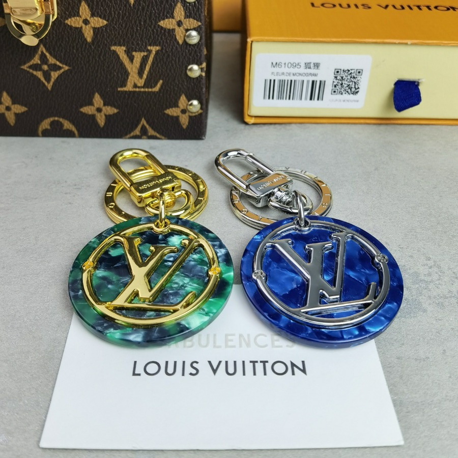 Louis Vuitton LV, key chain