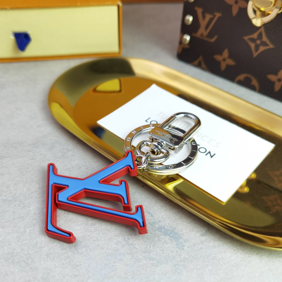 Louis Vuitton LV, key chain