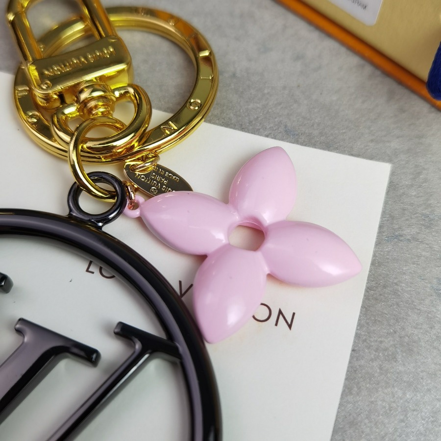 Louis Vuitton LV, key chain