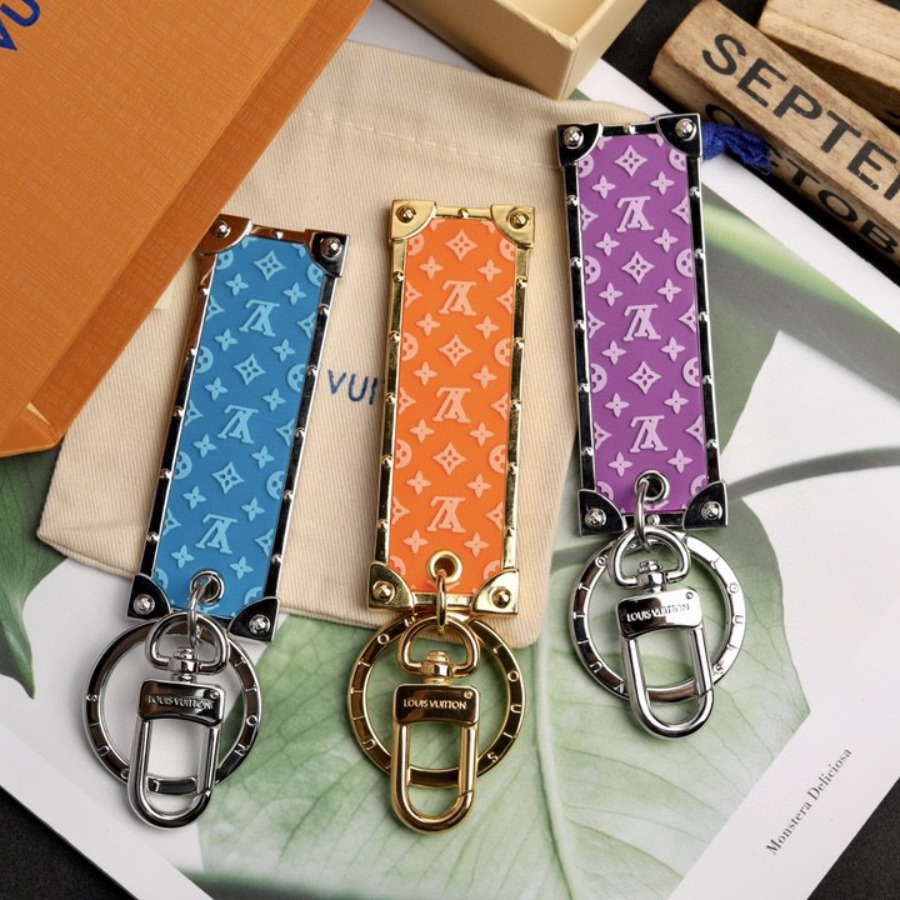 Louis Vuitton LV, key chain