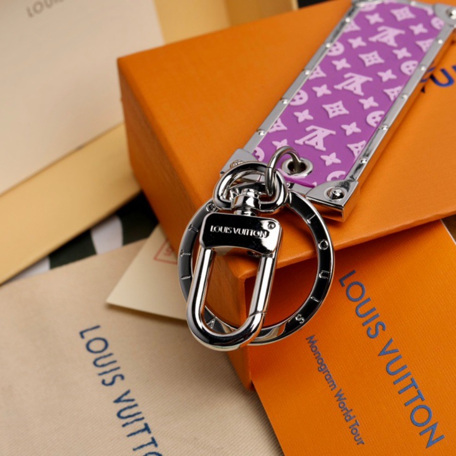 Louis Vuitton LV, key chain