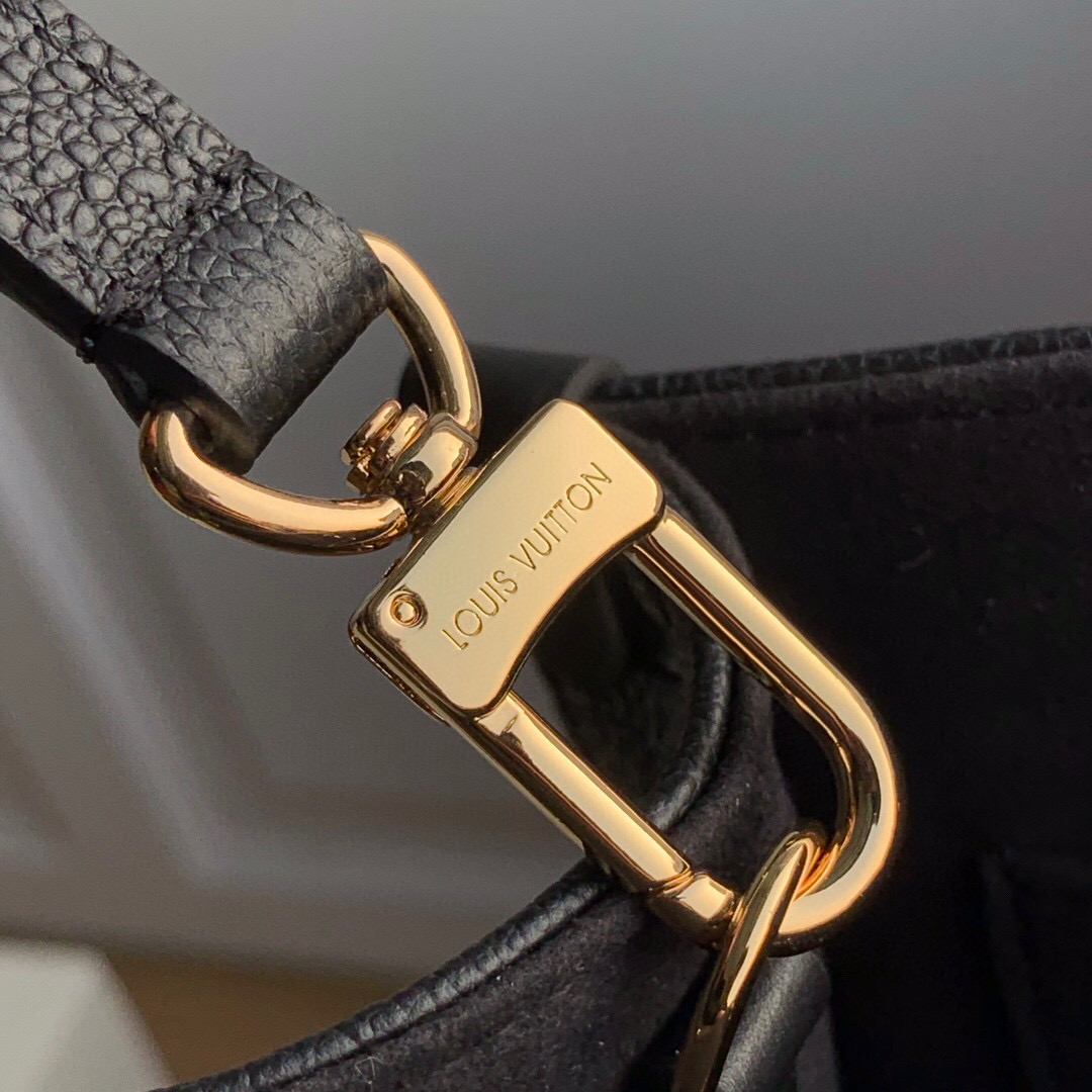 M45653  ONTHEGO PM, Louis Vuitton LV