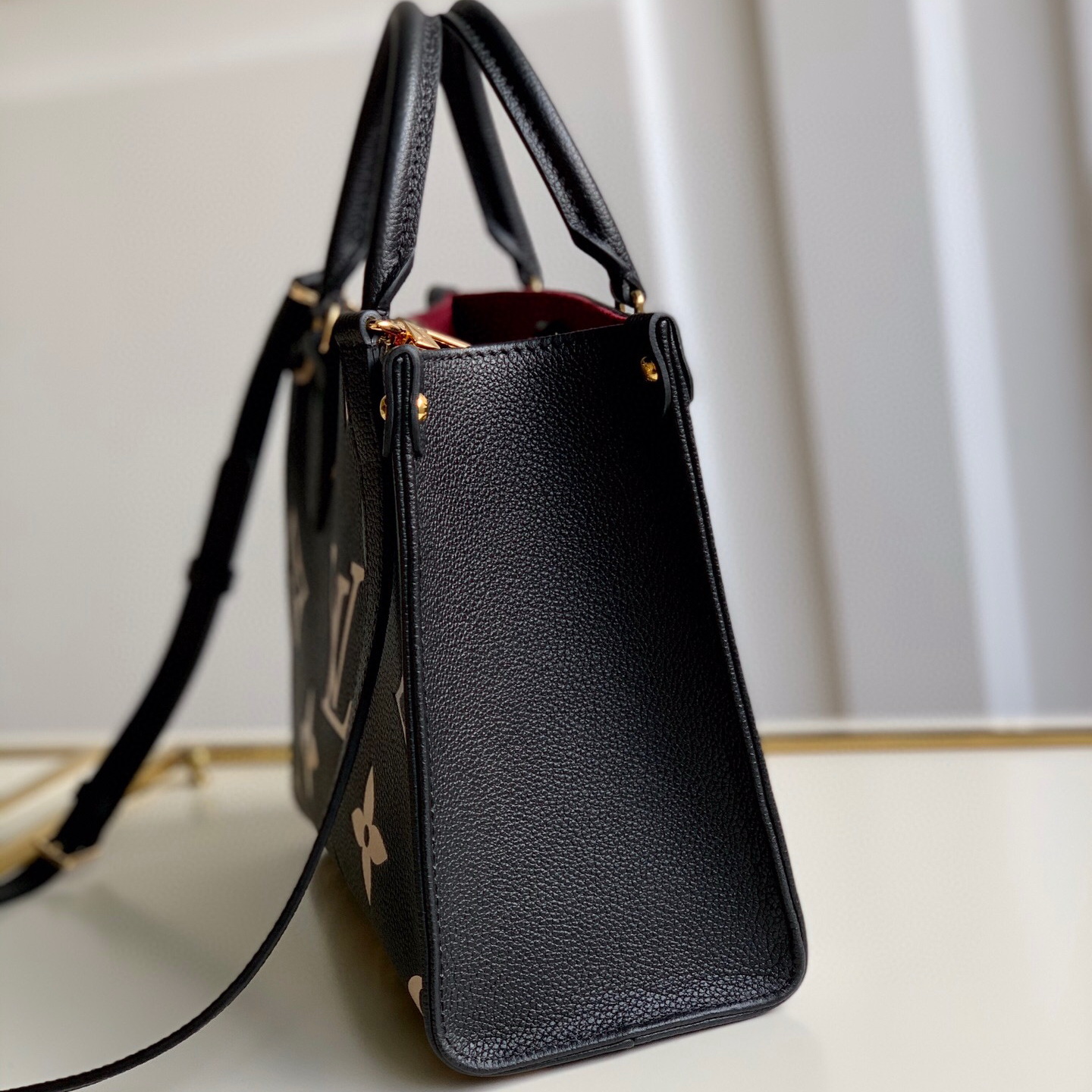 M45659  ONTHEGO PM, Louis Vuitton LV