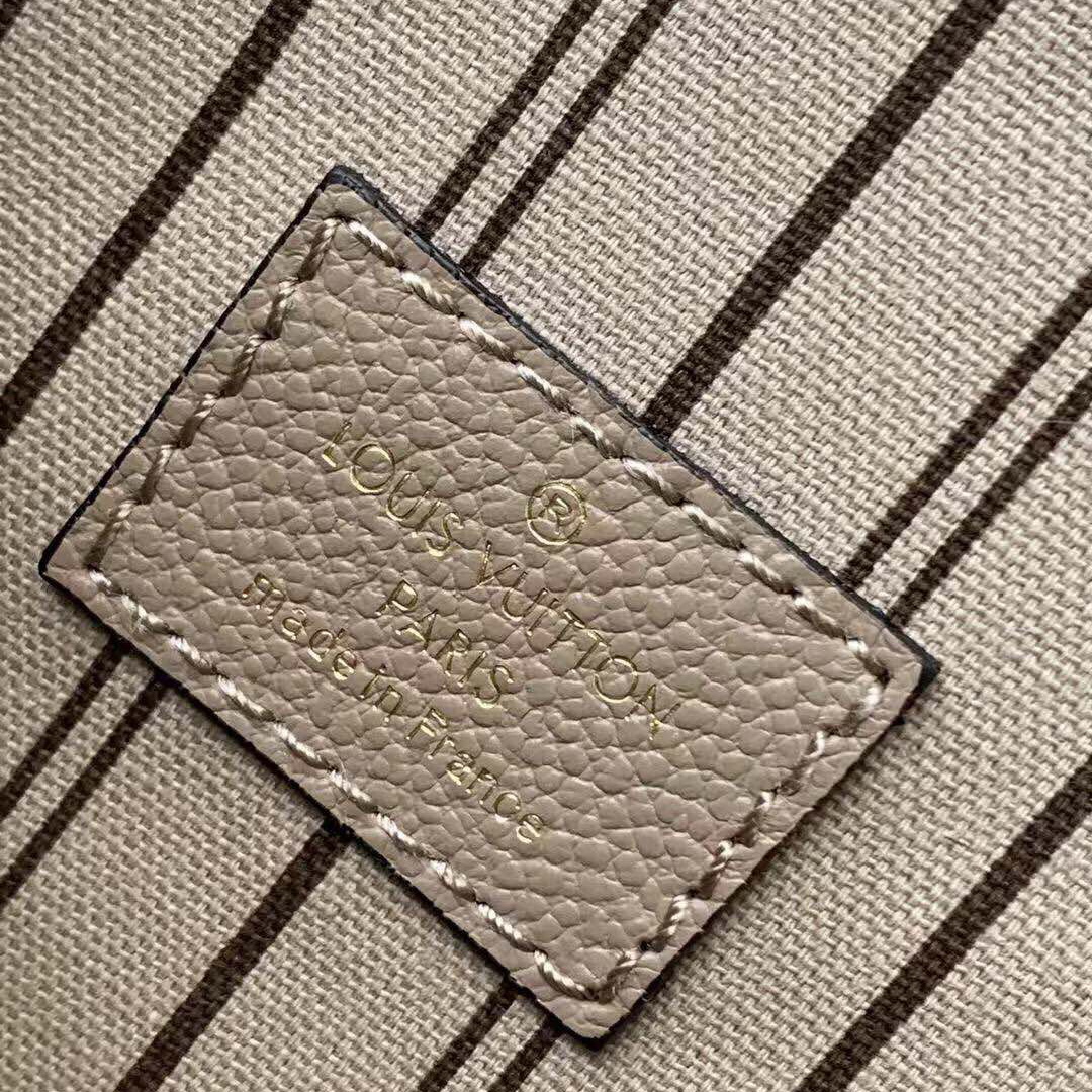 M44881, Louis Vuitton LV, POCHETTE METIS