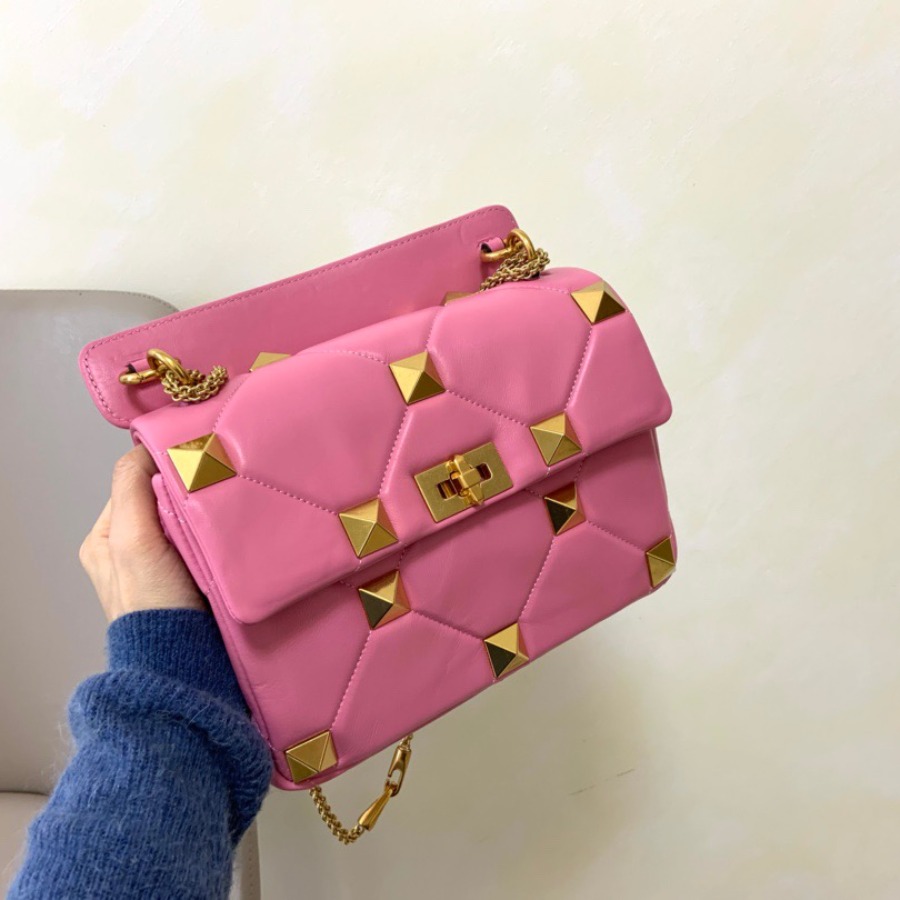 MEDIUM ROMAN STUD THE SHOULDER BAG IN NAPPA WITH CHAIN, Valentino bag