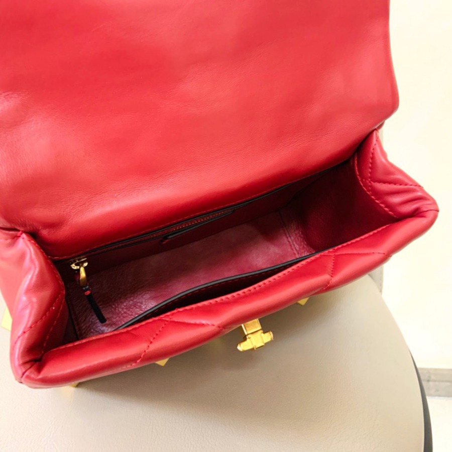 MEDIUM ROMAN STUD THE SHOULDER BAG IN NAPPA WITH CHAIN, Valentino bag