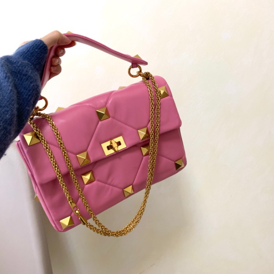 LARGE ROMAN STUD THE SHOULDER BAG IN NAPPA WITH CHAIN,  Valentino bag
