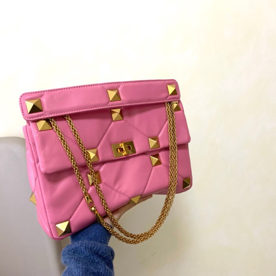 LARGE ROMAN STUD THE SHOULDER BAG IN NAPPA WITH CHAIN,  Valentino bag