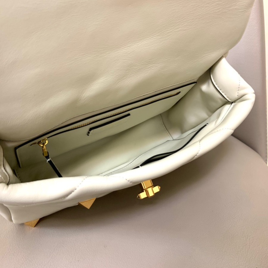 LARGE ROMAN STUD THE SHOULDER BAG IN NAPPA WITH CHAIN,  Valentino bag