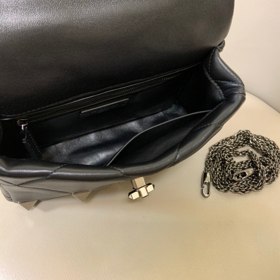 LARGE ROMAN STUD THE SHOULDER BAG IN NAPPA WITH CHAIN,  Valentino bag