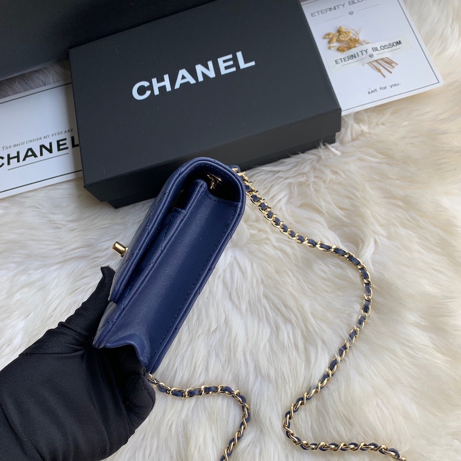 Wallet on Chain, Lambskin & Gold-Tone Metal, WOC CHANEL