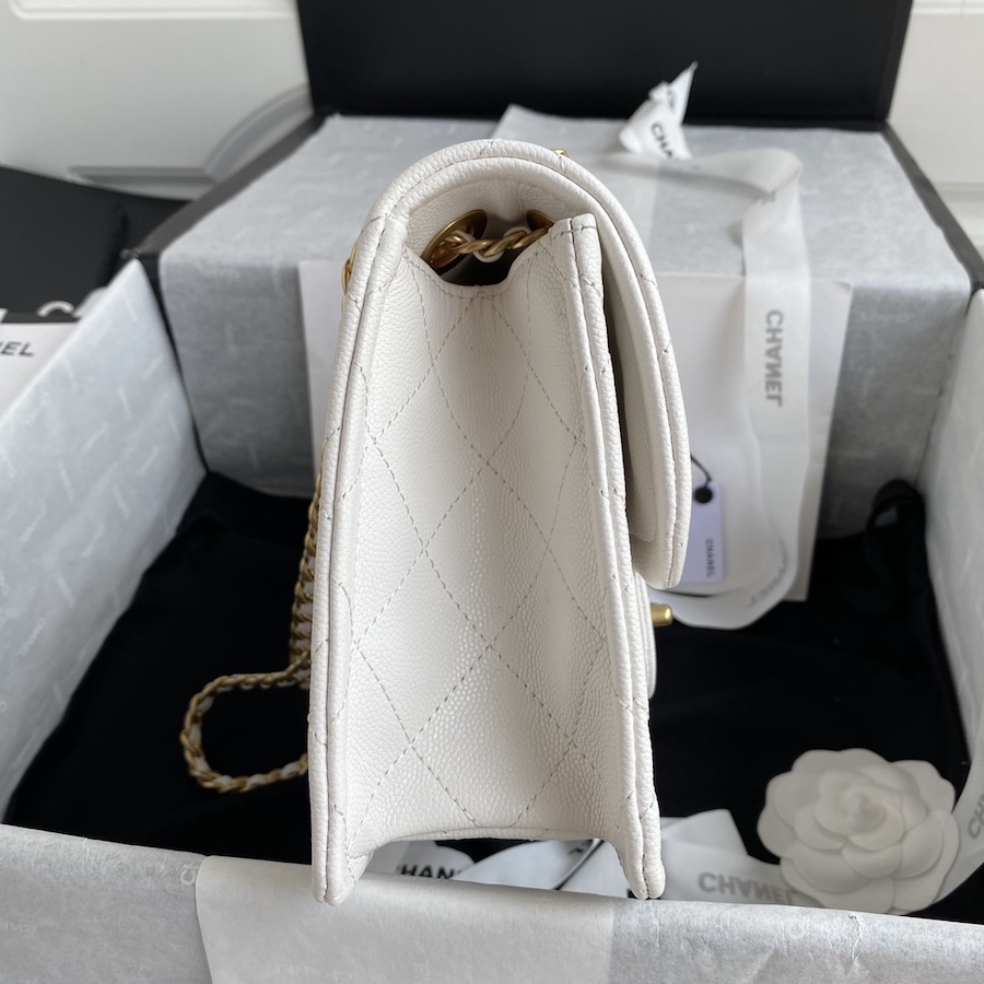 AS2357 flap bag chanel