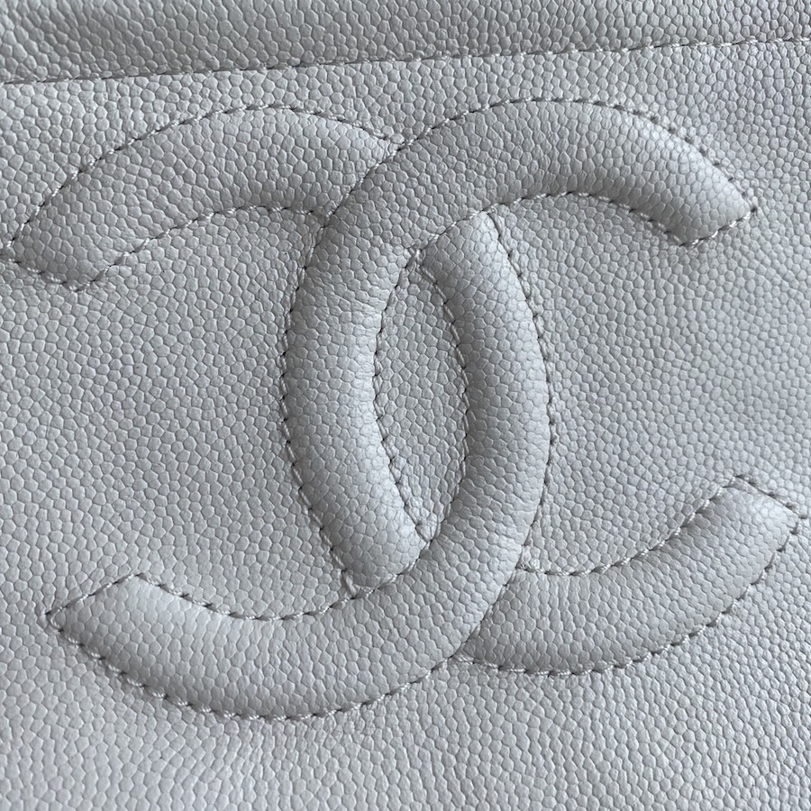 AS2357 flap bag chanel