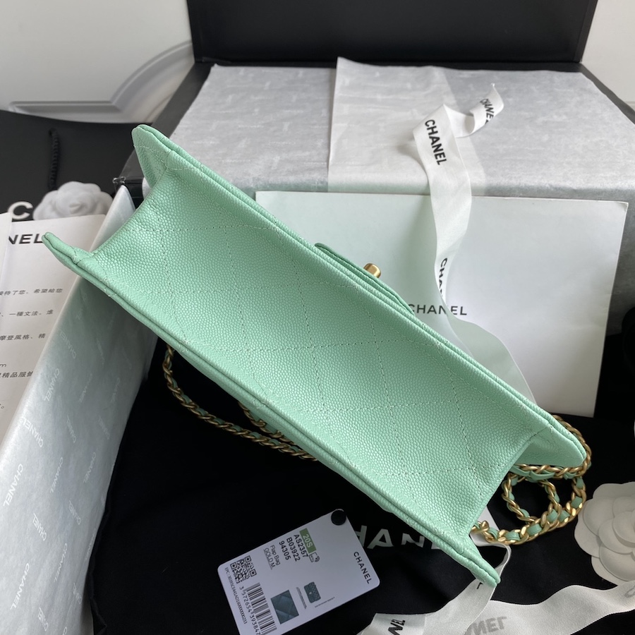 AS2357 flap bag chanel