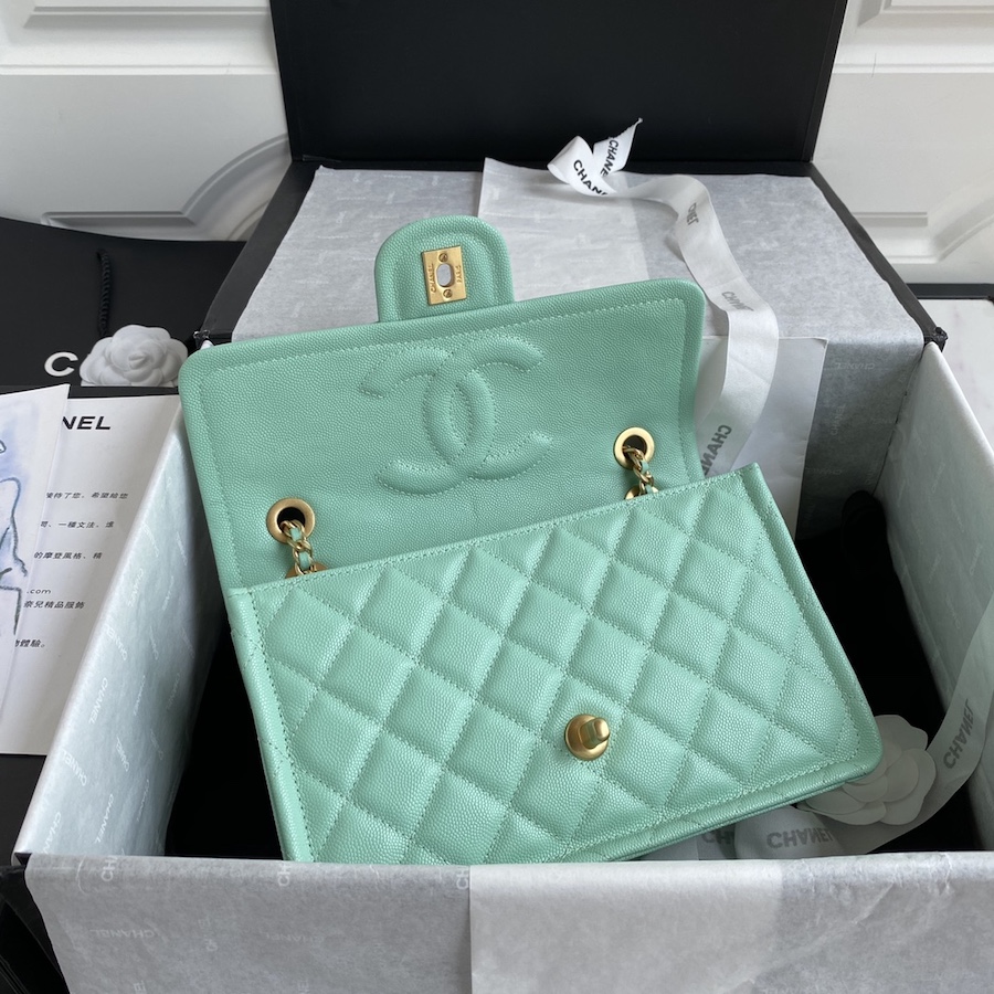 AS2357 flap bag chanel