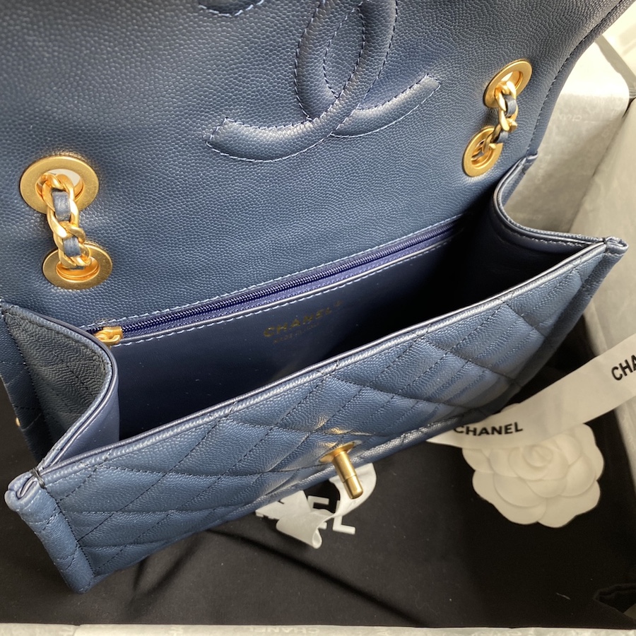 AS2357 flap bag chanel
