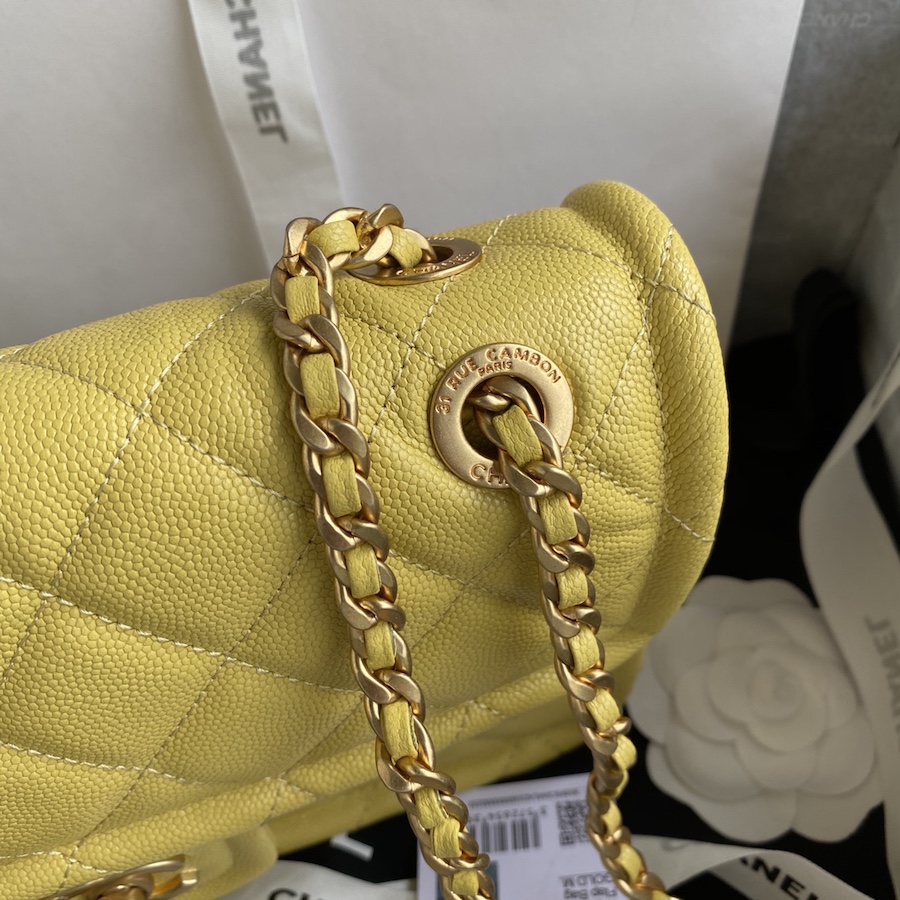 AS2357 flap bag chanel