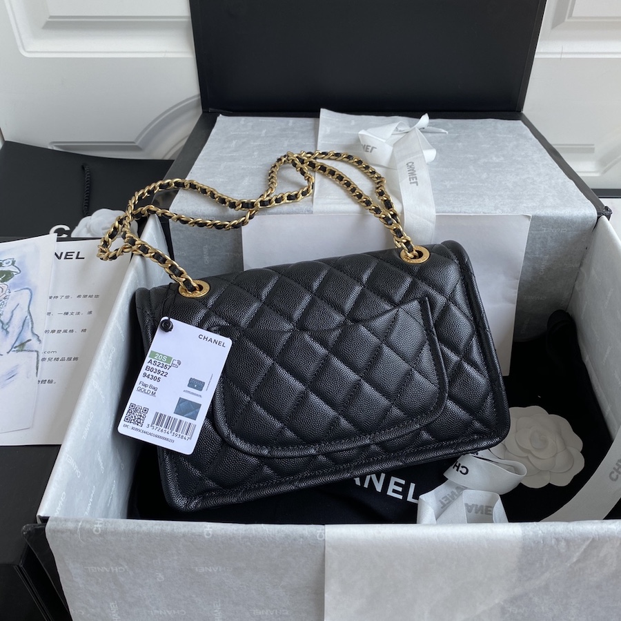 AS2357 flap bag chanel