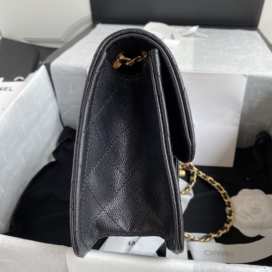 AS2357 flap bag chanel