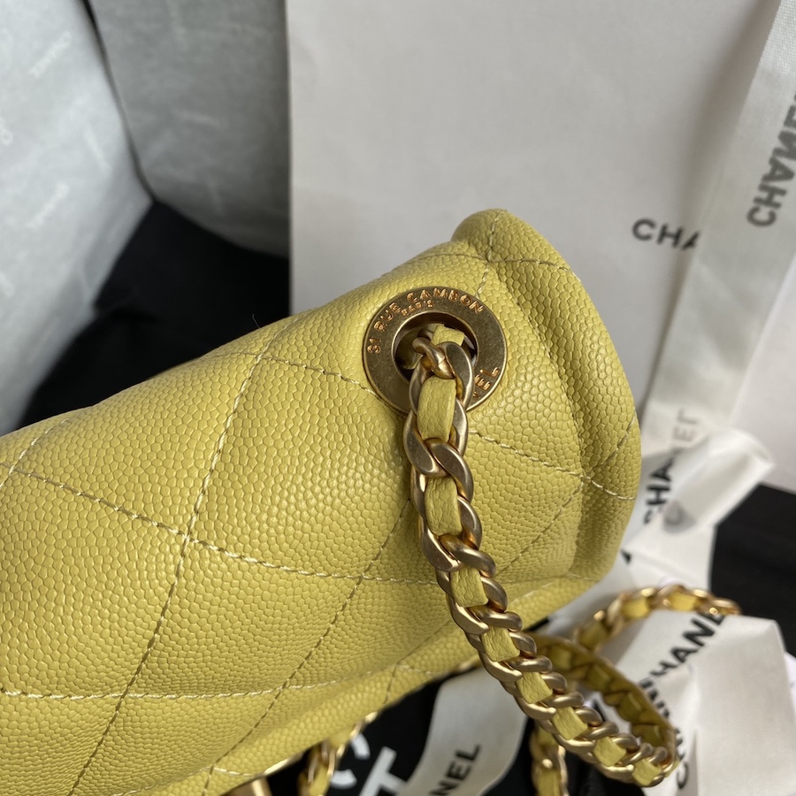 AS2356 small flap bag chanel