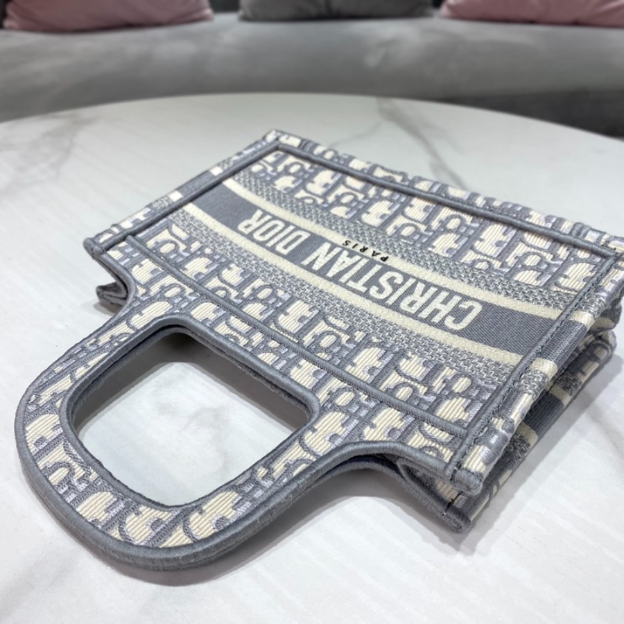 DIOR OBLIQUE EMBROIDERED MINI DIOR BOOK TOTE