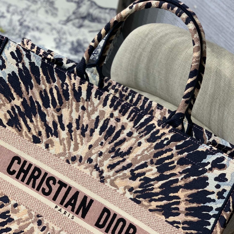 DIOR BOOK TOTE