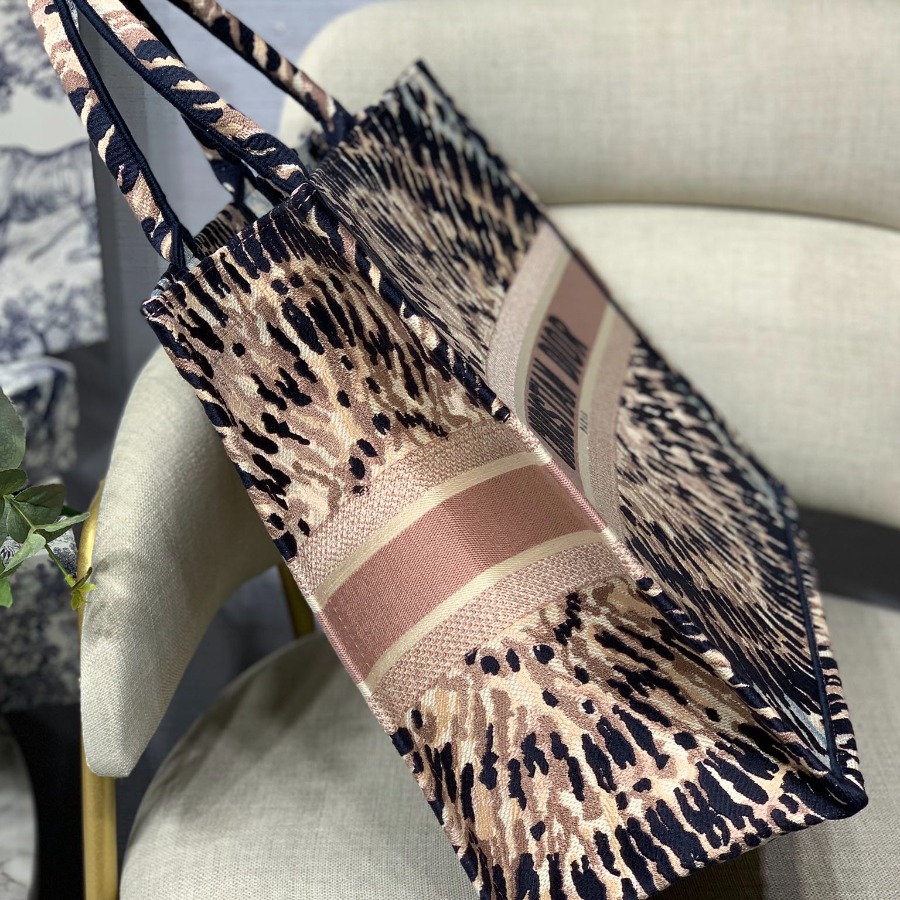 DIOR BOOK TOTE