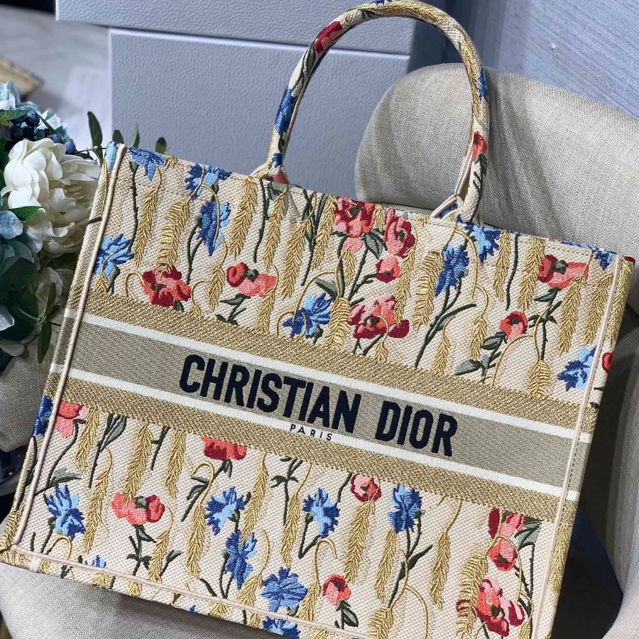 DIOR BOOK TOTE