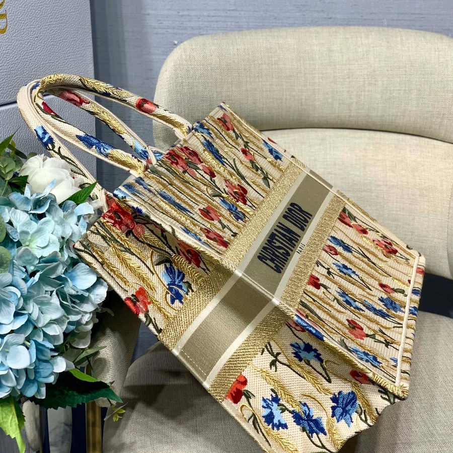 DIOR BOOK TOTE