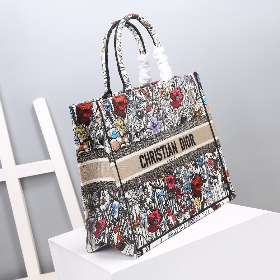 DIOR BOOK TOTE