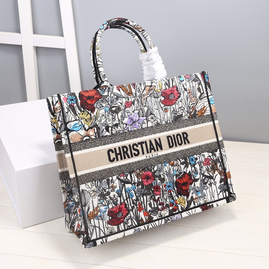 DIOR BOOK TOTE