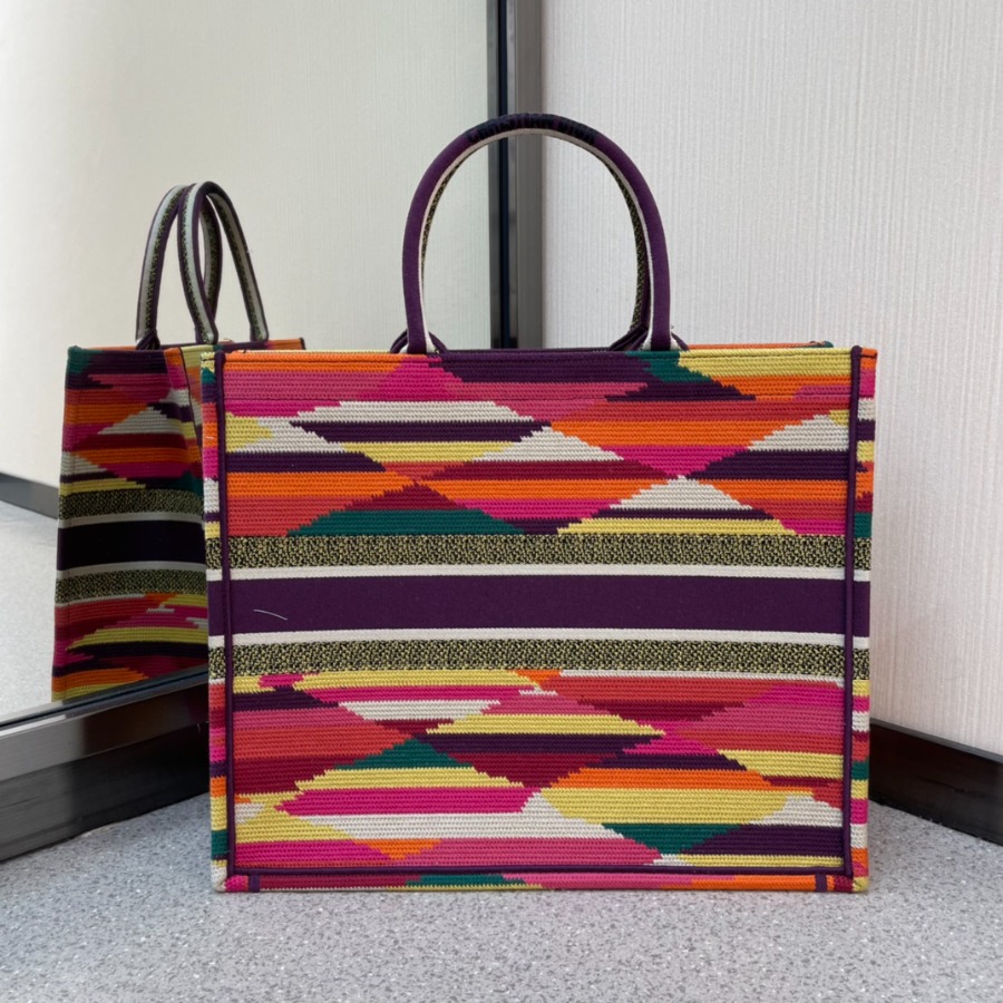 DIOR BOOK TOTE