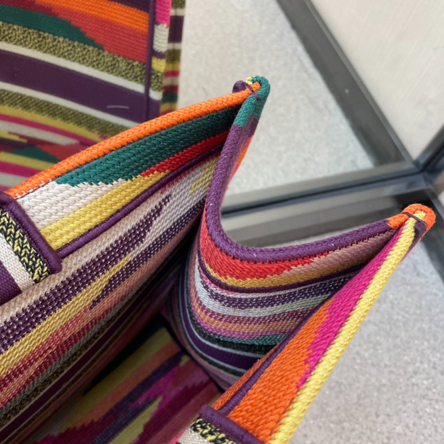 DIOR BOOK TOTE