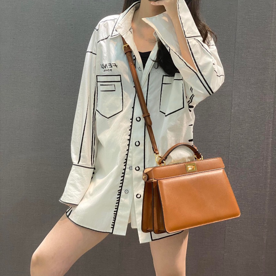 PEEKABOO ISEEU EAST-WEST, FENDI HANDBAG