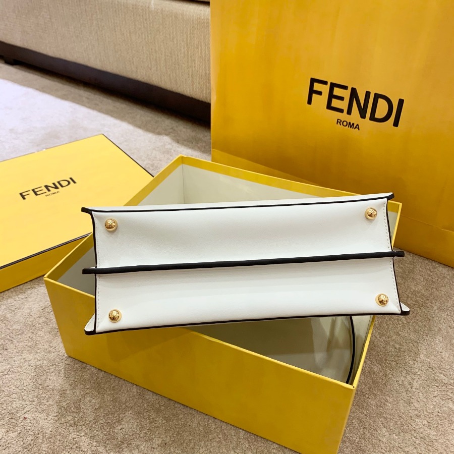 PEEKABOO ISEEU MEDIUM, FENDI HANDBAG