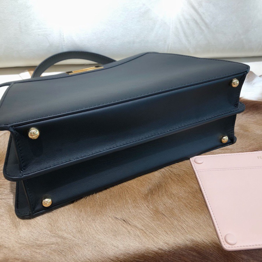PEEKABOO ISEEU MEDIUM, FENDI HANDBAG