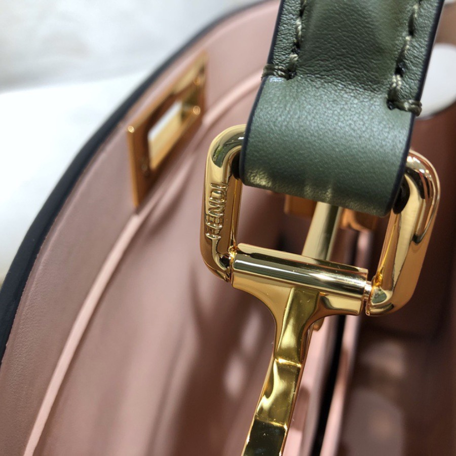 PEEKABOO ISEEU MEDIUM, FENDI HANDBAG