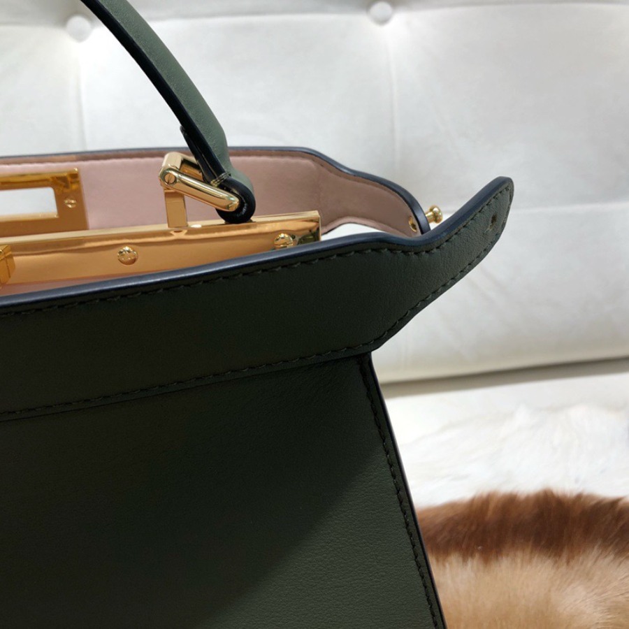 PEEKABOO ISEEU MEDIUM, FENDI HANDBAG
