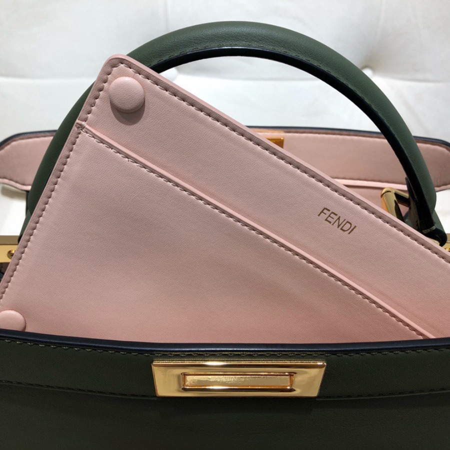 PEEKABOO ISEEU MEDIUM, FENDI HANDBAG