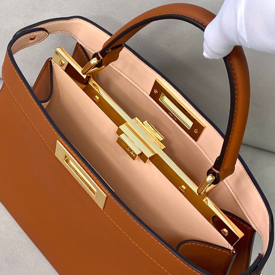 PEEKABOO ISEEU MEDIUM, FENDI HANDBAG