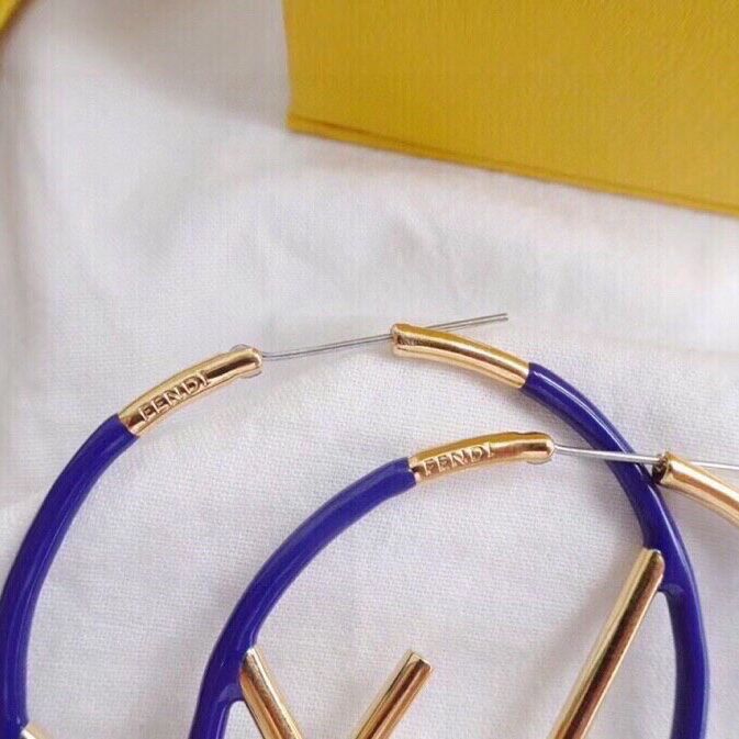 earrings & stud