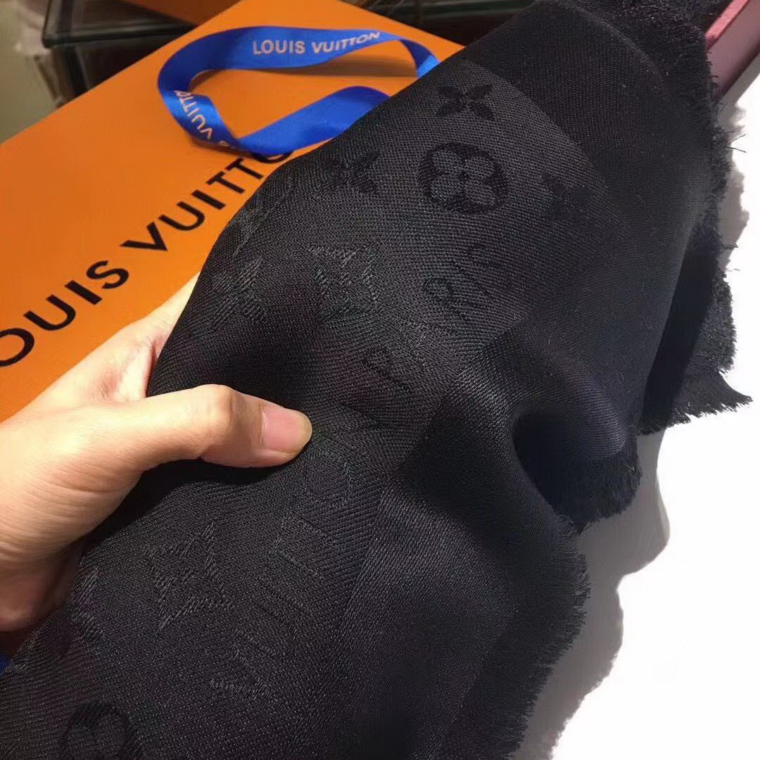 MONOGRAM SHINE SHAWL, LOUIS VUITTON LV SHAWL
